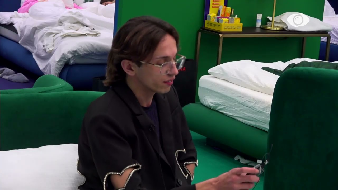 “Çfarë marrëdhënie ke ti me Livian?”/ Vserlo bisedon me Laertin: Është Xhuhadoli im…