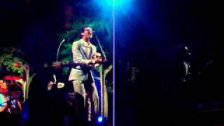 Mayer Hawthorne - Love is Alright (Cascais, 7th of July 2011)
