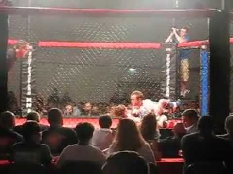 Elliott Conn vs. Jamie Roberts