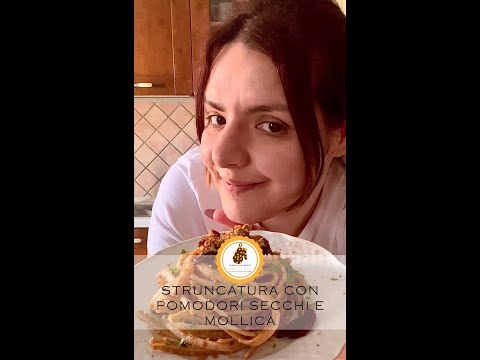 STRUNCATURA CON POMODORI SECCHI E MOLLICA