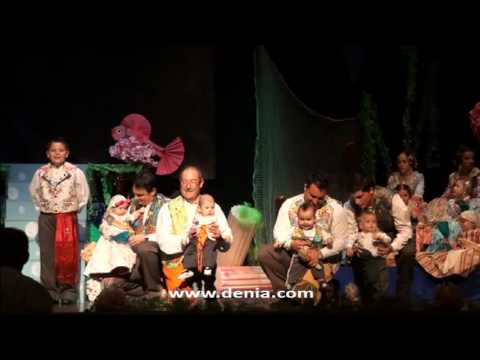 Fallas Dénia 2013: Presentación Infantil de Les Roques (Emma Miralles y Marcos Gimeno)