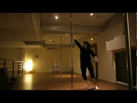 dislocator pole dance Pole Dance Bordeaux