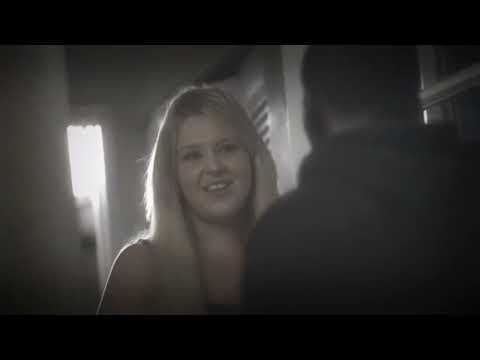 Fatales Vertrauen -  Allein zuhause