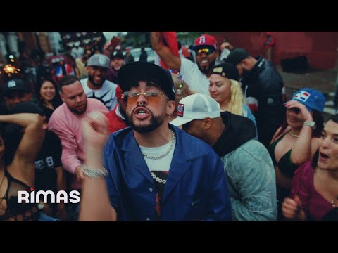 Bad Bunny - Tití Me Preguntó (Official Video) | Un Verano Sin Ti