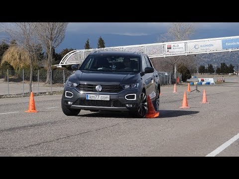 Volkswagen T-Roc 2018 – Maniobra de esquiva (moose test) y eslalon | km77.com