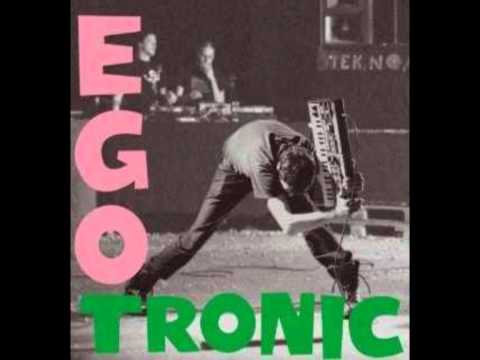 Psychopath Andreas goes Egotronic