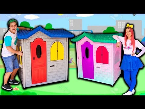 MALOUCOS FINGE BRINCAR COM CASINHAS COLORIDAS PARA CRIANÇAS - Pretend Play with Playhouse for kids