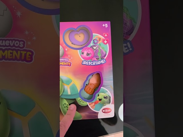 Vídeo relacionado con Bizak Salva La Tortuga Color Rosa, Mascota Interactiva para niños y niñas, Experiencia de unboxing, Limpia y cuida tu Animal Interactivo con reaccione y Sonidos, Juego de cuidados, (62008633-1)