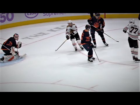 Alex DeBrincat Gets The Last Touch On This To Get Chicago On The Board