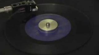 James Brown And The Famous Flames - I Can't Stand Myself (When You Touch Me) (King 1968) 45 RPM