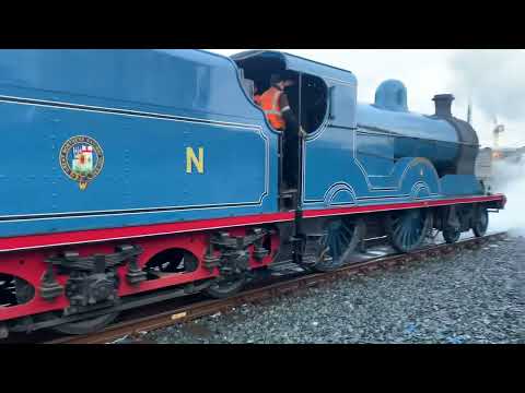 RPSI 171 leaving siding to haul Santa Special 06 December 2025.