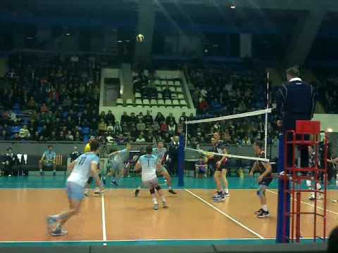 Волейболисты «Белогорья» обыграли краснодарцев