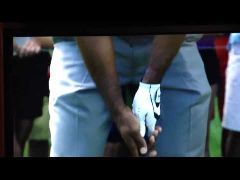 Tiger Woods Grip at 2013 WGC Bridgestone
