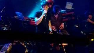 a-ha in New York, &quot;Holy Ground&quot; live