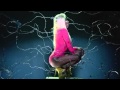 Nicki Minaj - Beez In The Trap (Explicit) ft. 2 Chainz [OFICIAL VIDEO]