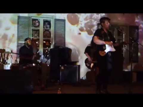 Saakred y los Teardrops - Palida Dia Luna Live at Maverick Music Festival