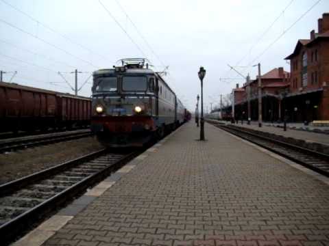 A1932 Cluj - Iasi pleaca din Suceava cu locomotiva 40-0839-7