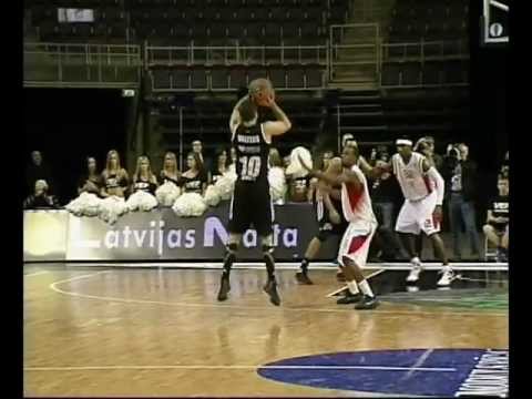 VEF Riga 81 : 91 Nymburk CEZ