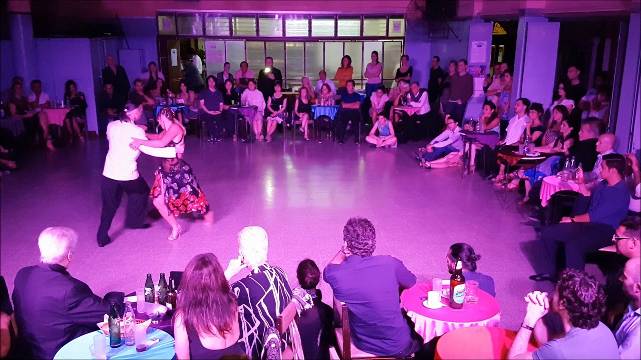 ALEJANDRA MANTIÑAN y GUSTAVO RUSSO en Viva La Pepa! Milonga (Tango)