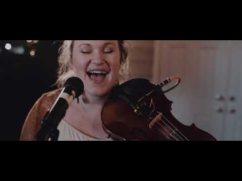 Gypsy Outfit - "Chasin' the Moon" - OFFICIAL MUSIC VIDEO