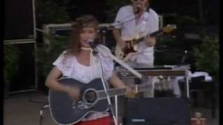 Nicolette Larson - When you get a little lonely