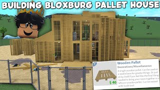 BUILDING A BLOXBURG HOUSE WITH THE NEW TRASH UPDATE PALLETS