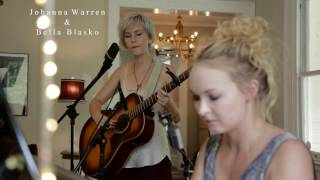 Johanna Warren - Glukupikron (featuring Bella Blasko)