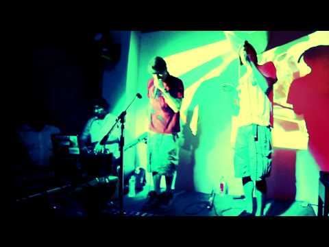 '2nd Hand Jam' - Mr. Woodnote & Lil Rhys feat. Jimvincible (Bass) Official Music Video