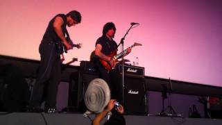 Michael Angelo Batio jamming the Blues with Stelios Sovolos at Modern Music Arts