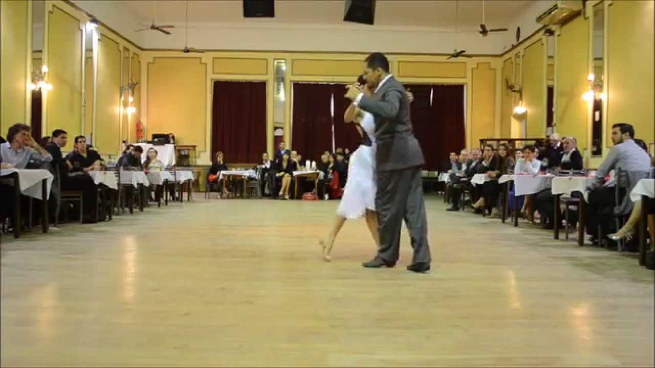 Frank Obregón y Jenny Gil con La Orquesta Color Tango - Chiqué -