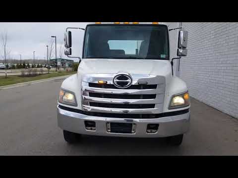 2013 HINO 258 WITH JERRDAN ROLLBACK TOW TRUCK FOR SALE
