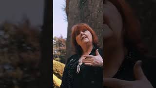 MEGA! 😍 Maggie Reilly ❤️