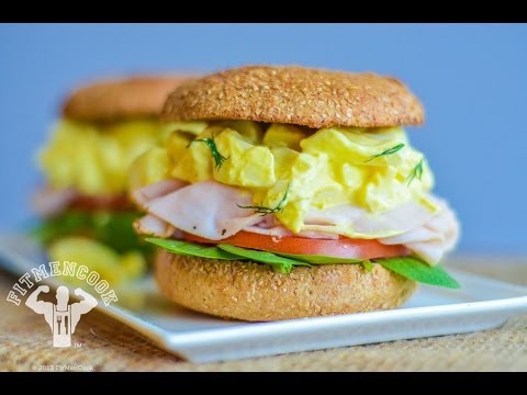 , title : 'Turkey & Egg Salad Sandwich / Sándwich de Pavo y Ensalada de Huevos'