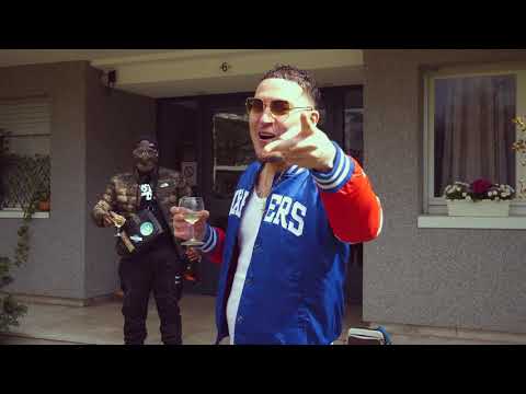 CASH MOE-ILLEGAL (clip officiel)