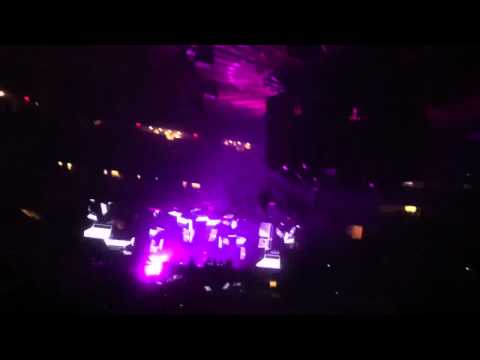 Swedish House Mafia Live @ Madison Square Garden: Michael Woods- Bullet to Pendulum-- The Island