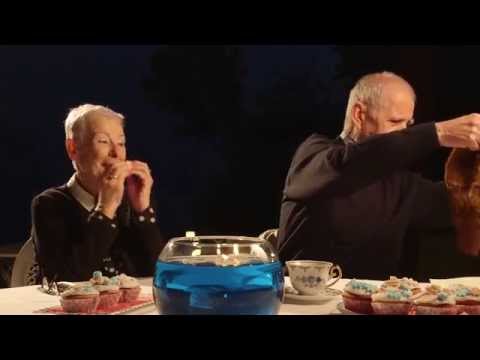 MODRI KAVEZ iza kamere; THE BLUE CAGE behind the scenes