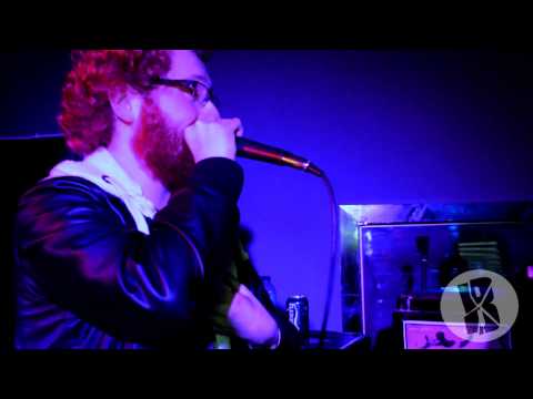 RDS Vs ANDREW MACKENZIE | Breaking the Barrier - Quarterz 2014