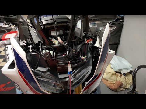 Garmin Zumo XT switched power install for Africa Twin