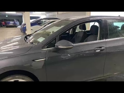 Volkswagen Golf Golf 1.5tsi 130BHP 5DR Style was - Image 2