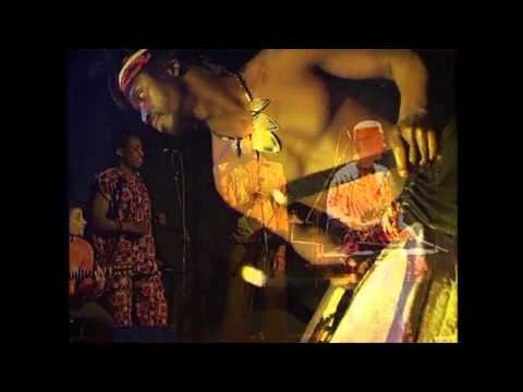 Afro-embè (R.Genovesi-R.Artale) -  Ruggero Artale & Afro Percussion Band live@Horus club