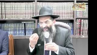 הרב ליאור גלזר פרשת שופטים "יביא אומר" רב מקדים הרב שמעון מועלם (דר וסוחרת - הלוויין של מרן) - התמונה מוצגת ישירות מתוך אתר האינטרנט יוטיוב. זכויות היוצרים בתמונה שייכות ליוצרה. קישור קרדיט למקור התוכן נמצא בתוך דף הסרטון הרב ליאור גלזר פרשת שופטים "יביא אומר" רב מקדים הרב שמעון מועלם (דר וסוחרת - הלוויין של מרן) - התמונה מוצגת ישירות מתוך אתר האינטרנט יוטיוב. זכויות היוצרים בתמונה שייכות ליוצרה. קישור קרדיט למקור התוכן נמצא בתוך דף הסרטון