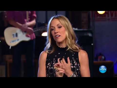 Sheryl Crow presents her clothing line and performs "Halfway There" (13 Apr 2017)