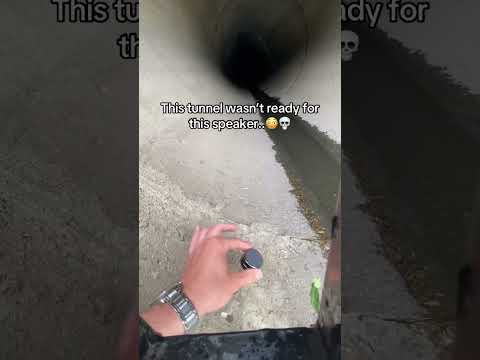 Omg it echoed so loudly..😭💀 #speaker #tunnel #loud