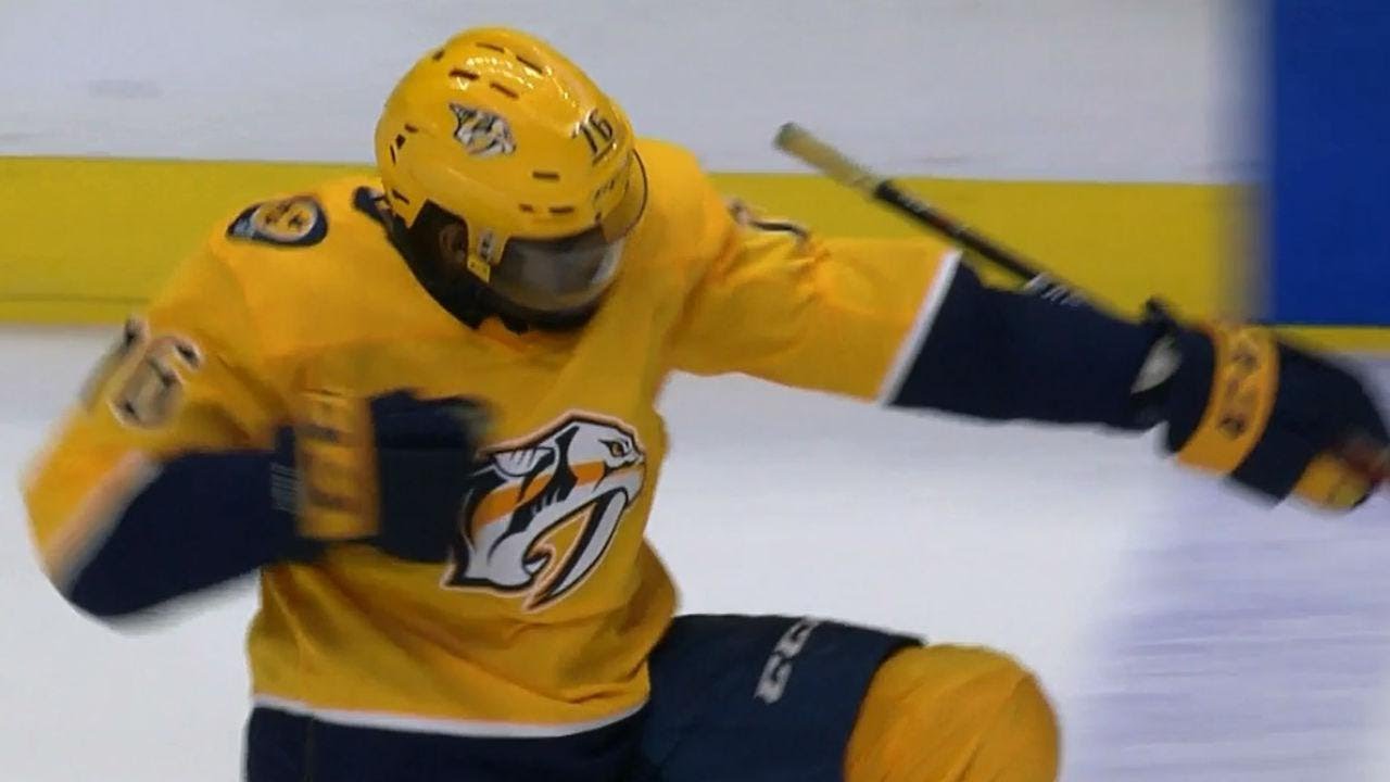 Vidéo: Pendant que Shea Weber a le PIED DÉCALISSÉ et le ligament du genou DÉCHIRÉ (même si le CH le cache).