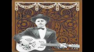C.W. Stoneking - Don't go dancin' down the darktown strutter's ball
