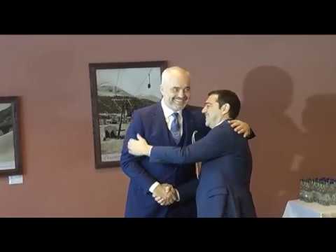 Ora News -  Takimi Rama-Tsipras, në fokus bisedimet e Korçës