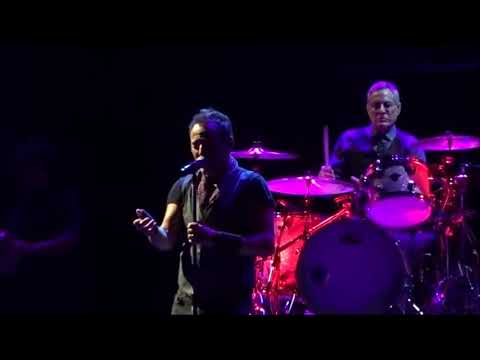 Bruce Springsteen - Point Blank (Brooklyn 4/23/16) cam mix video