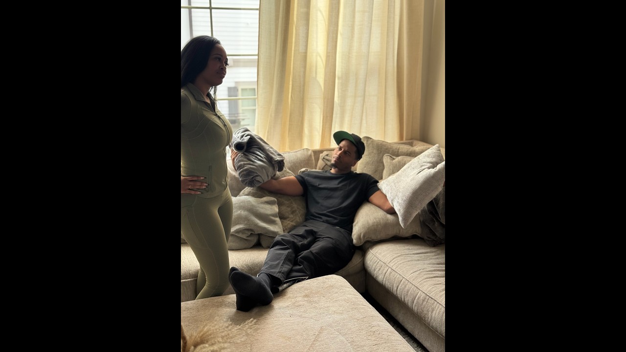 When MoMo agrees to let her baby daddy “SmOov” stay for just ONE NIGHT!