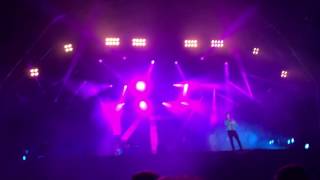 Kaiser Chiefs, Parachute.