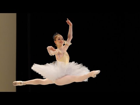 Dancers return to the Sydney Dance Company Studios